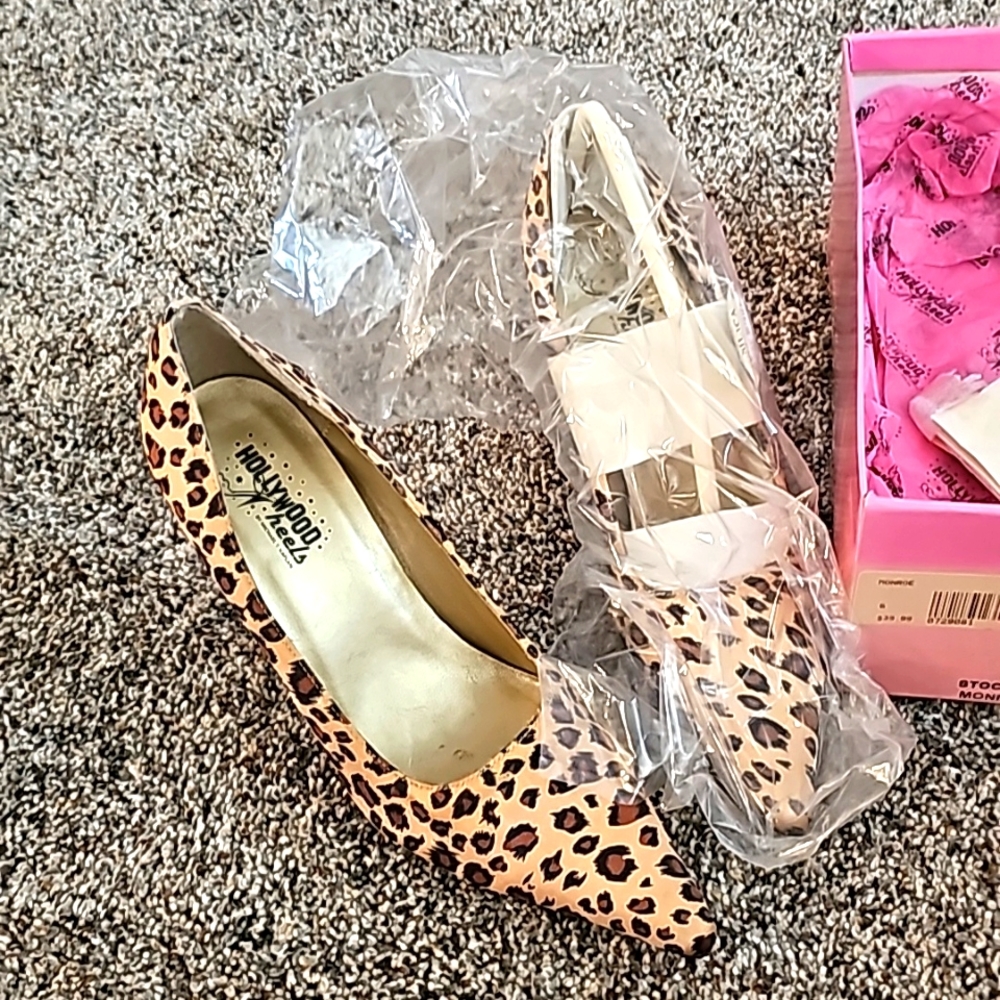 Vintage Hollywood heels leopard